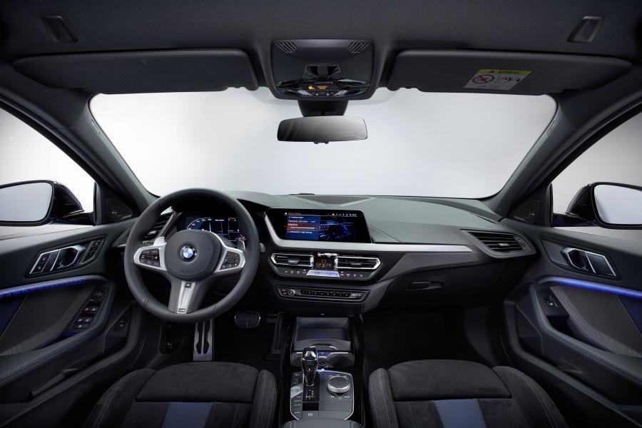 Торпедо BMW M135i xDrive (F40) 2019 года  (WW) (фото 45 из 189)